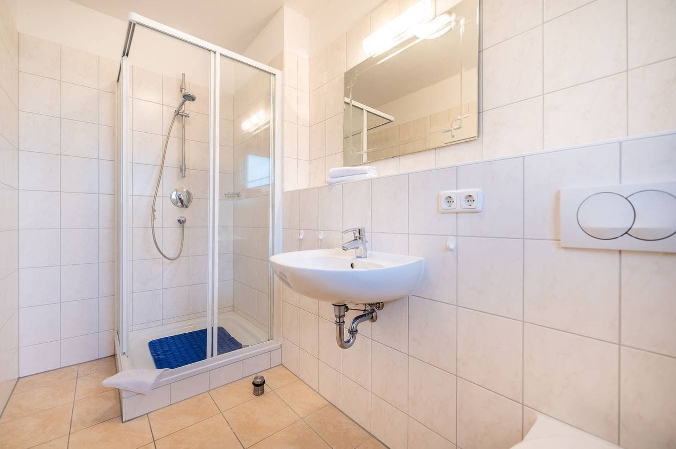 Foto 10 von 18: Gemütliche Ferienwohnung mit Südwestterrasse, direkte Strandlage