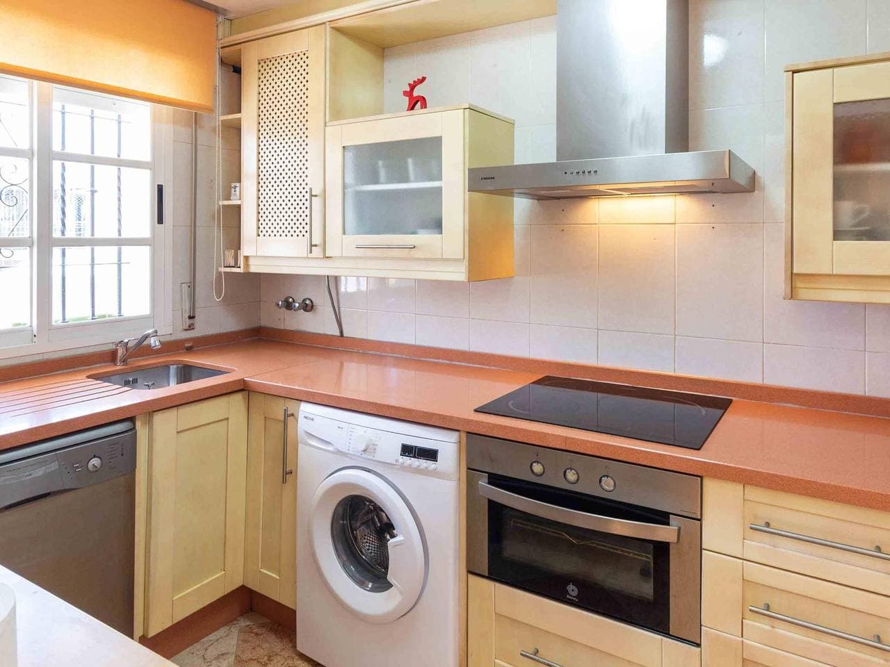 Foto 5 von 37: Ferienhaus für 6 Personen mit Pool