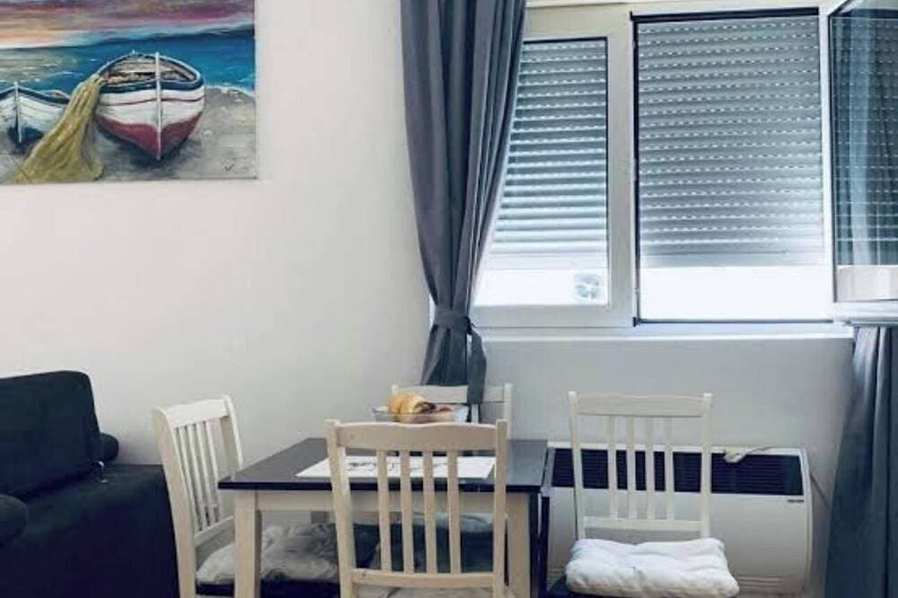 Foto 10 von 12: Stilvolle 2-Zimmer-Wohnung  – 5 Min zum Strand & Zentrum + Parkplatz