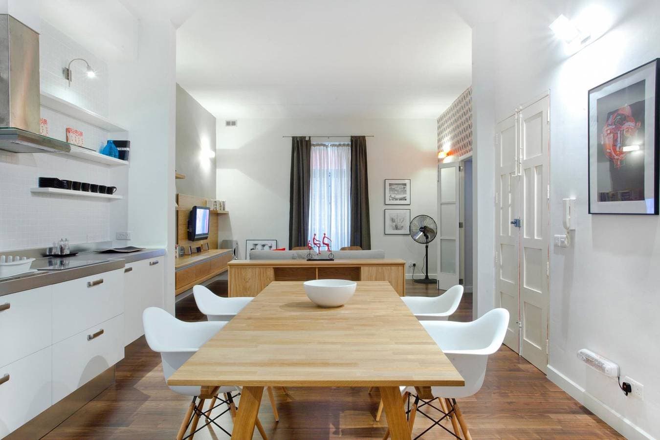 Foto 12 von 25: Ferienwohnung für 4 Personen mit Balkon