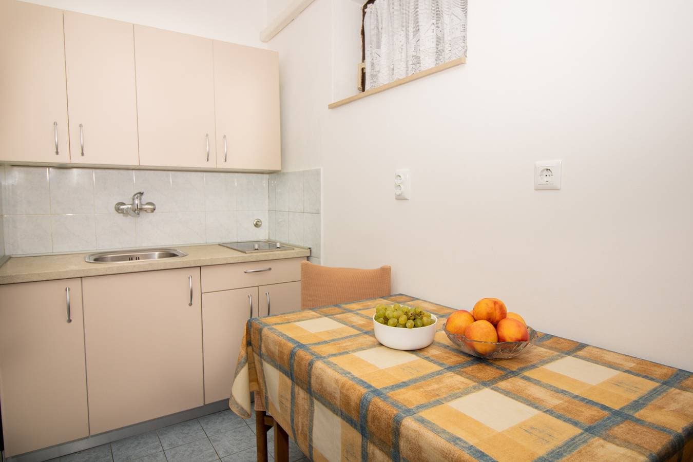 Foto 4 von 9: 1-Zimmer-Ferienwohnung mit Terrasse Baska, Krk A-20424-b