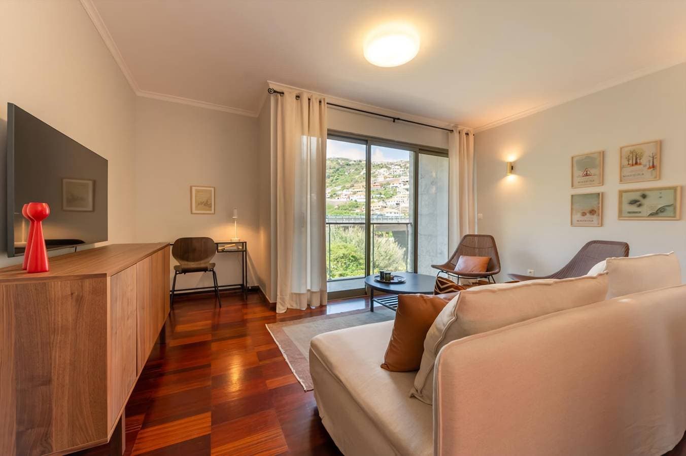 Foto 7 von 51: Ferienwohnung für 4 Personen mit Balkon