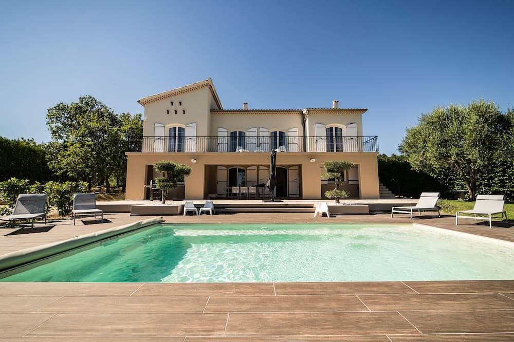 210m² Provencale Building Classified *** in 2024 1