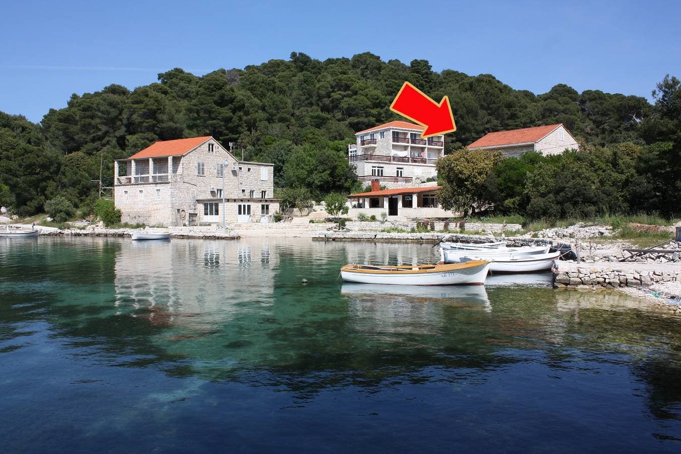 Foto 3 von 19: 2-Zimmer-Ferienwohnung am Strand Pomena (Mljet) A-10426-a