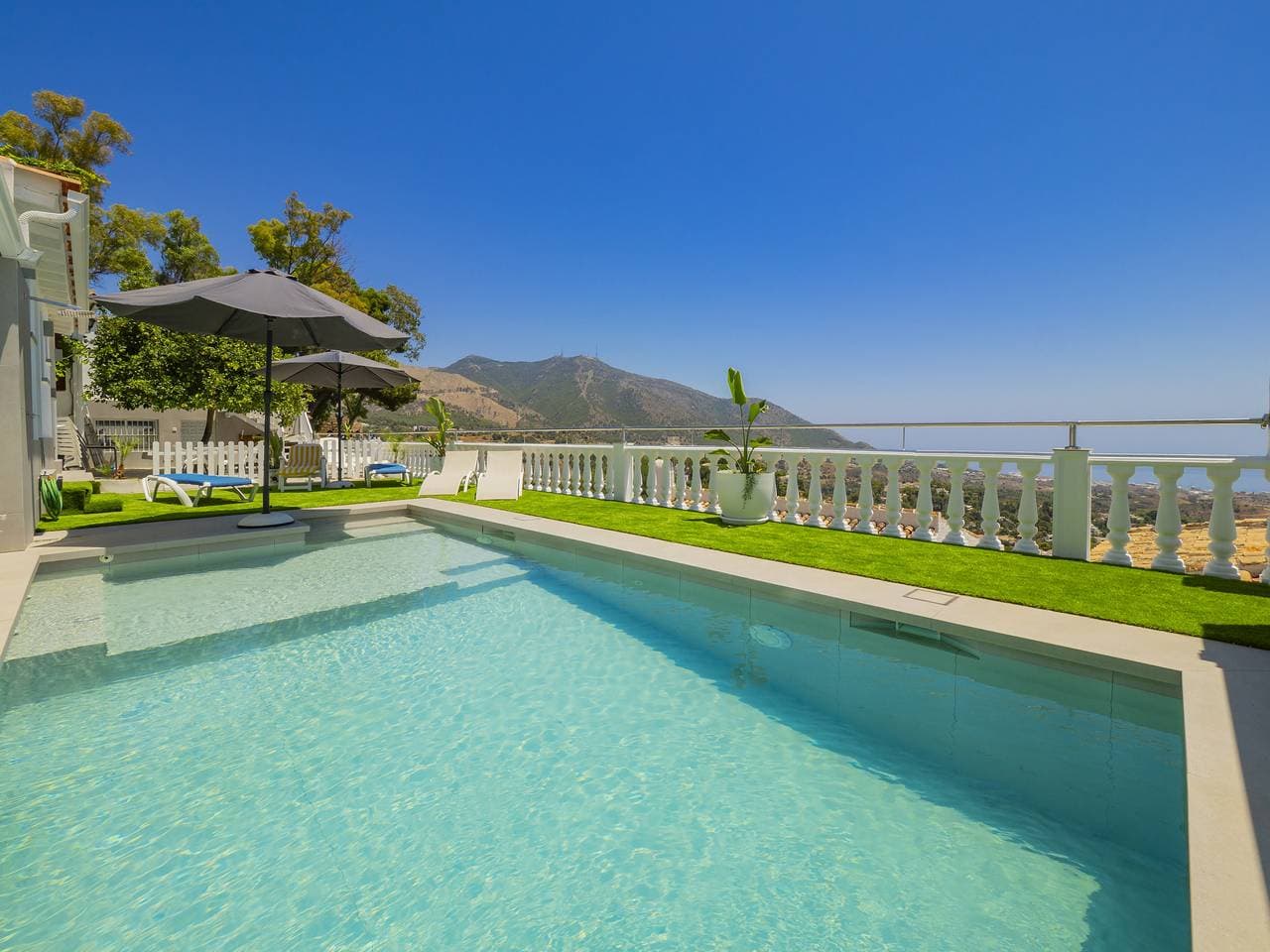 Cubo's La Santa Maria Mijas Pool & Sea View 1