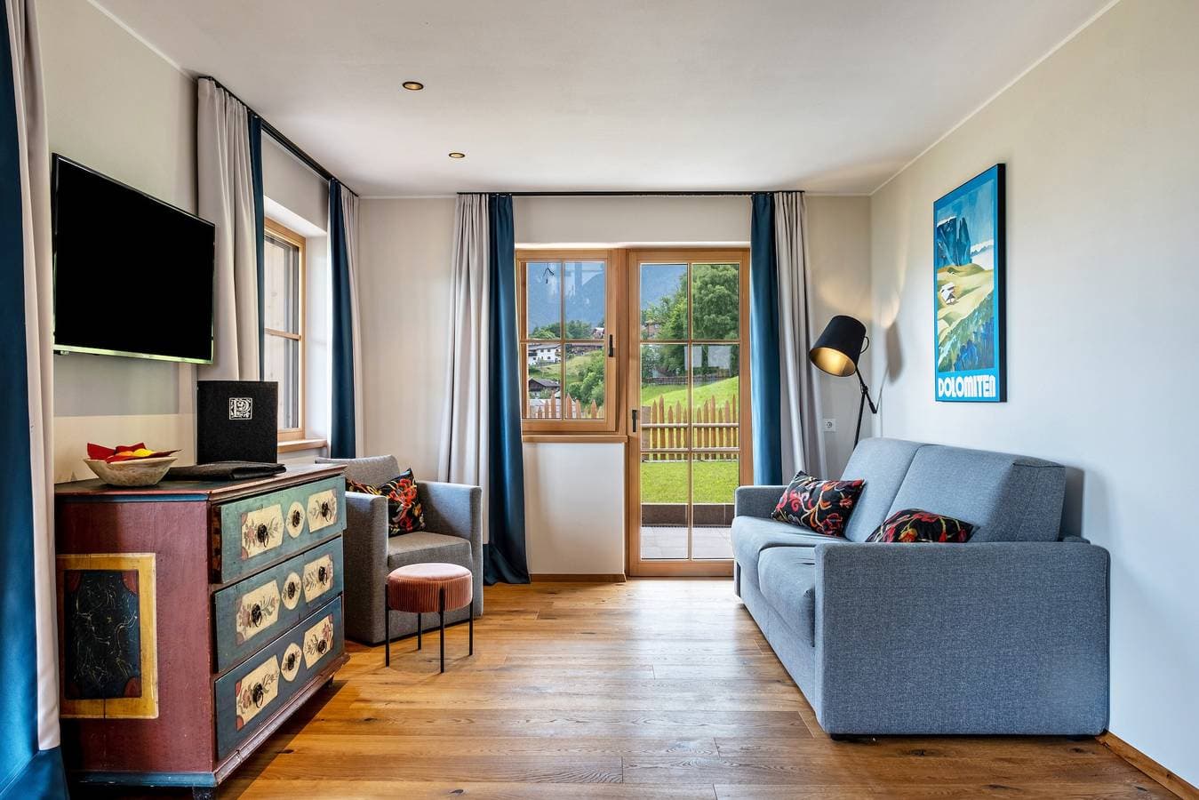 Foto 6 von 39: Ferienwohnung "Schlosshof Hoamat" mit Bergblick, Terrassen und WLAN