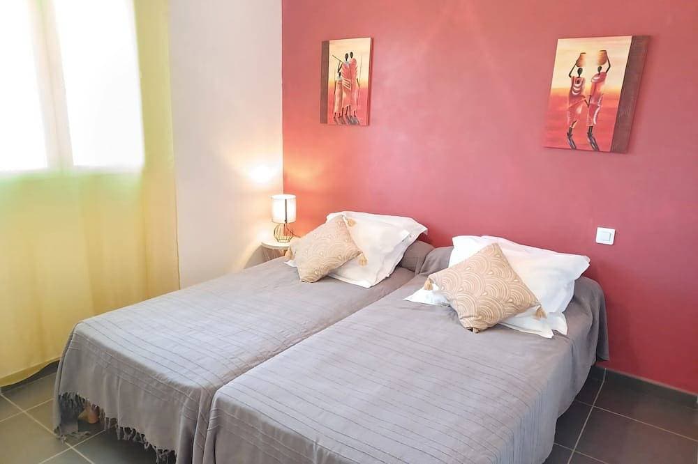Foto 6 von 30: Apt heated pool, wifi, 2 bedrooms, air conditioning, 7 min beach 1 min river