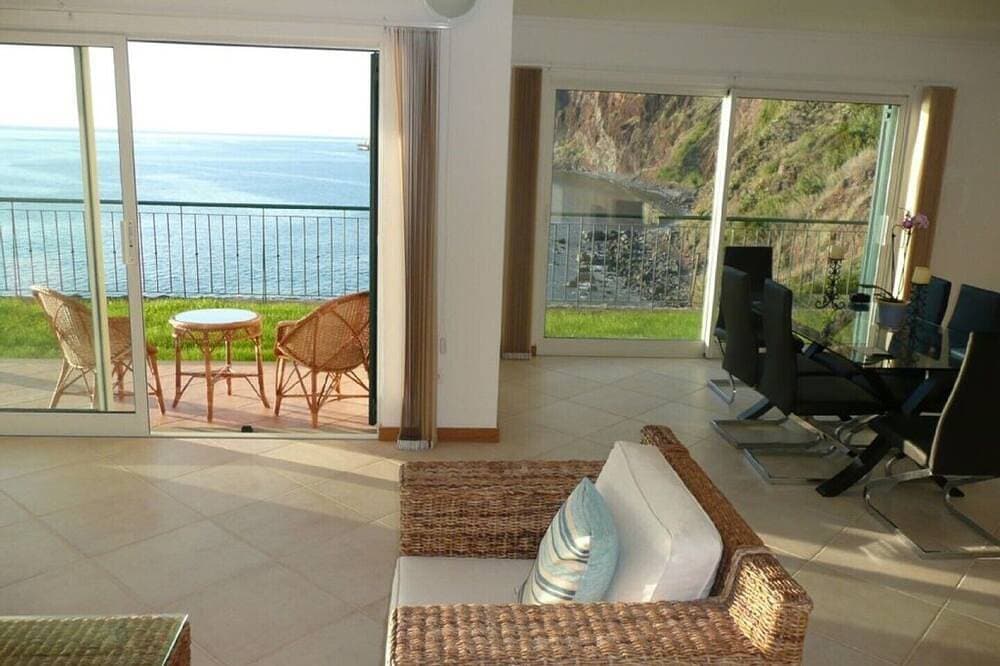 Foto 6 von 30: Villa mit 3 Schlafzimmern und Pool, Jardim do Mar, atemberaubende Aussicht