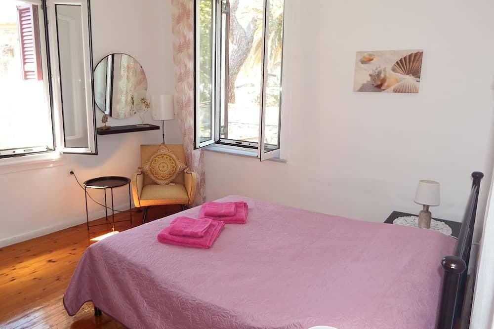 Foto 4 von 30: Nadia's Molyvos House