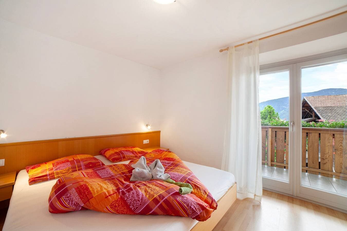 Foto 10 von 26: Ferienwohnung "Mosttragerhof Appartment Large" mit Bergblick, Gemeinschaftspool und WLAN