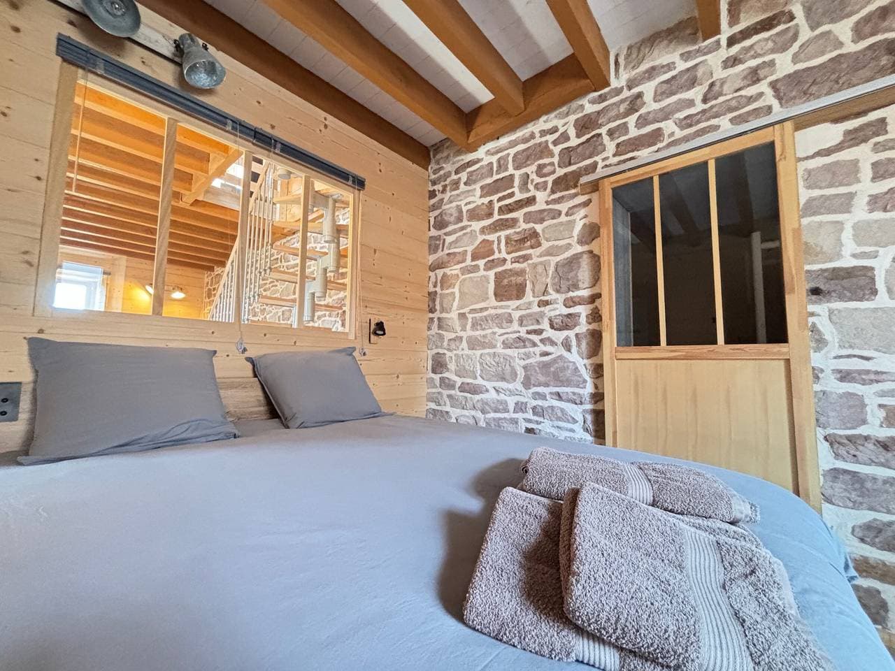 Charmante Wohnung in Luxeuil-les-Bains 1