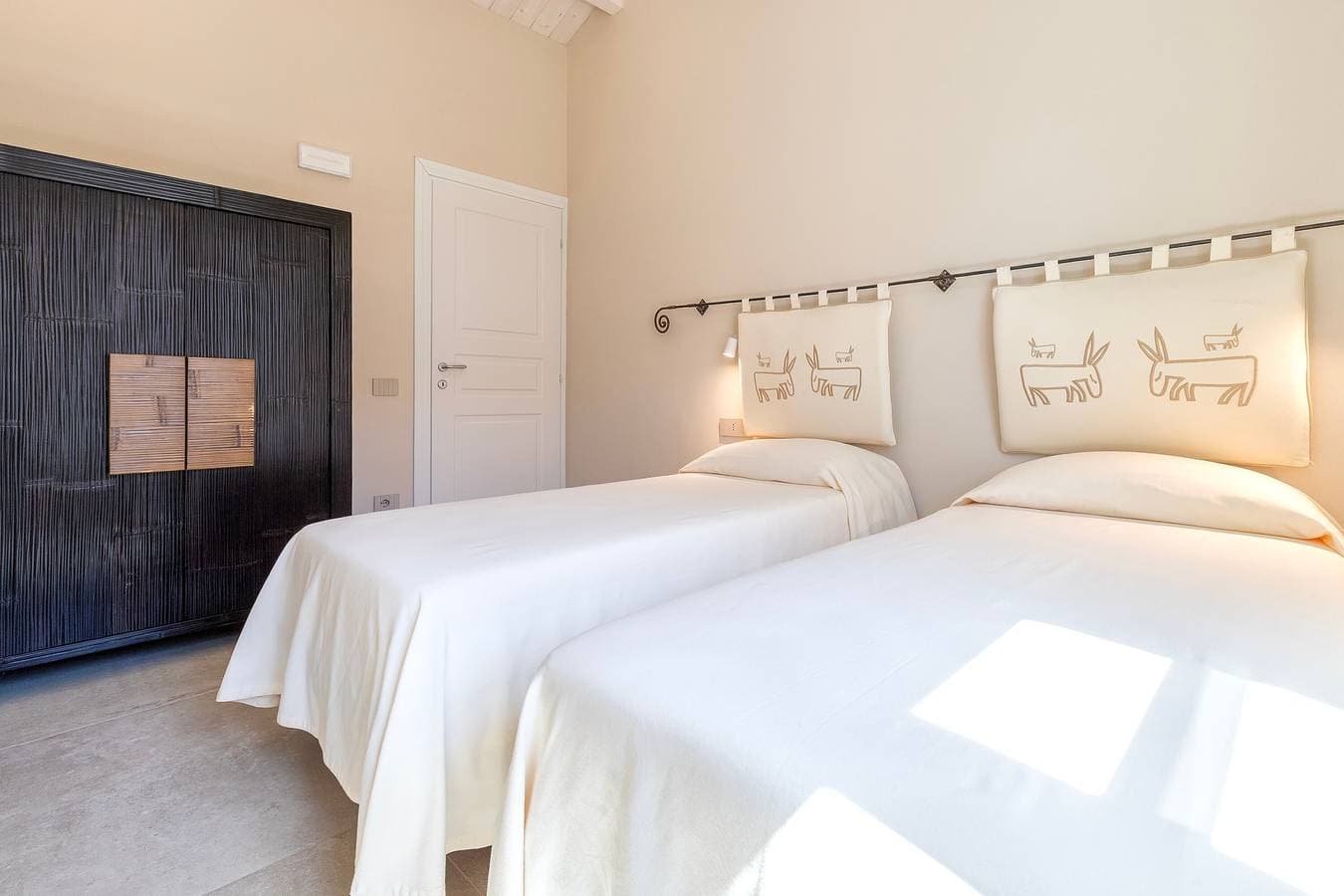 Foto 13 von 33: Villa „Dimora Sella – Ginevra“ mit Gemeinschaftspool, WLAN und Klimaanlage