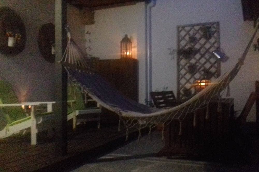 Courtyard House - Sun, Barbecue, 3 Gehminuten vom Strand entfernt 1