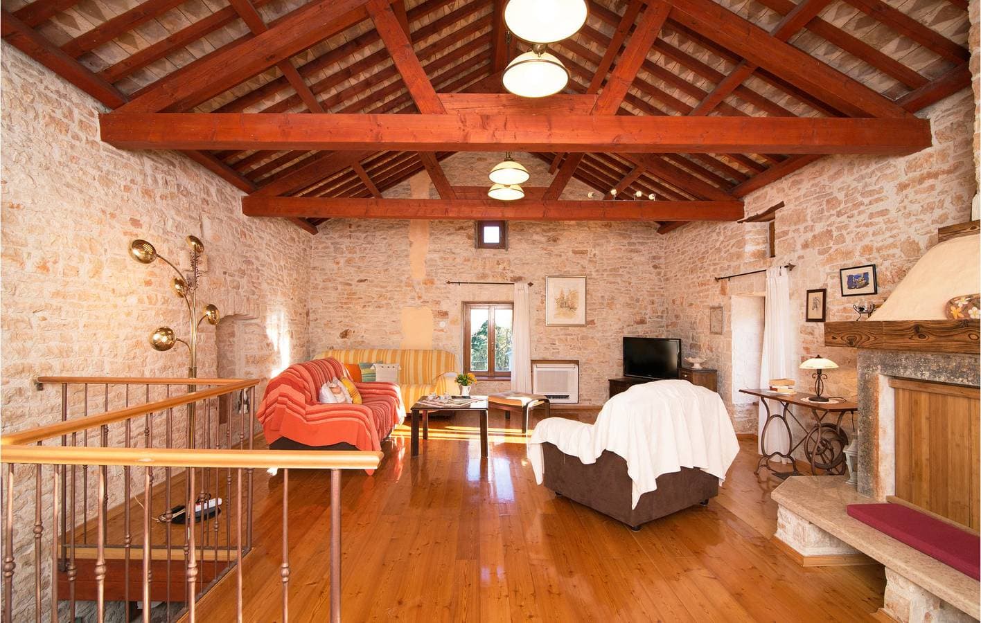 Foto 5 von 39: Reizende 2-Zimmer-Wohnung mit Pool, WLAN und Parkplatz in der Nähe des Restaurants Klarići