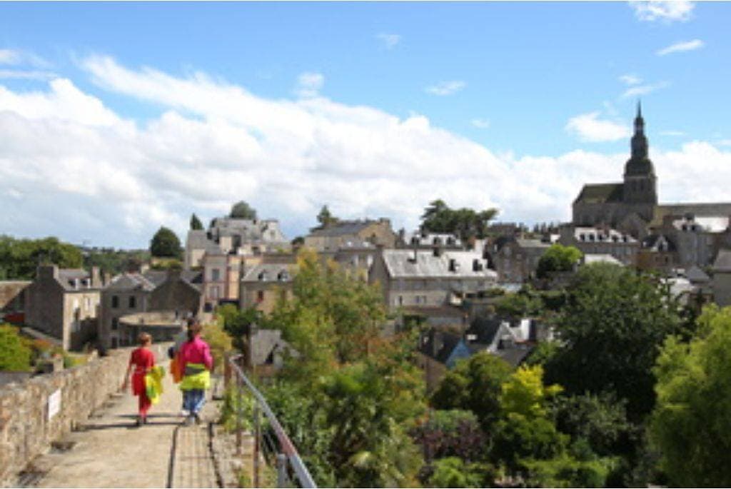 Foto 12 von 27: Dinan Duguesclin 2P4 pmr