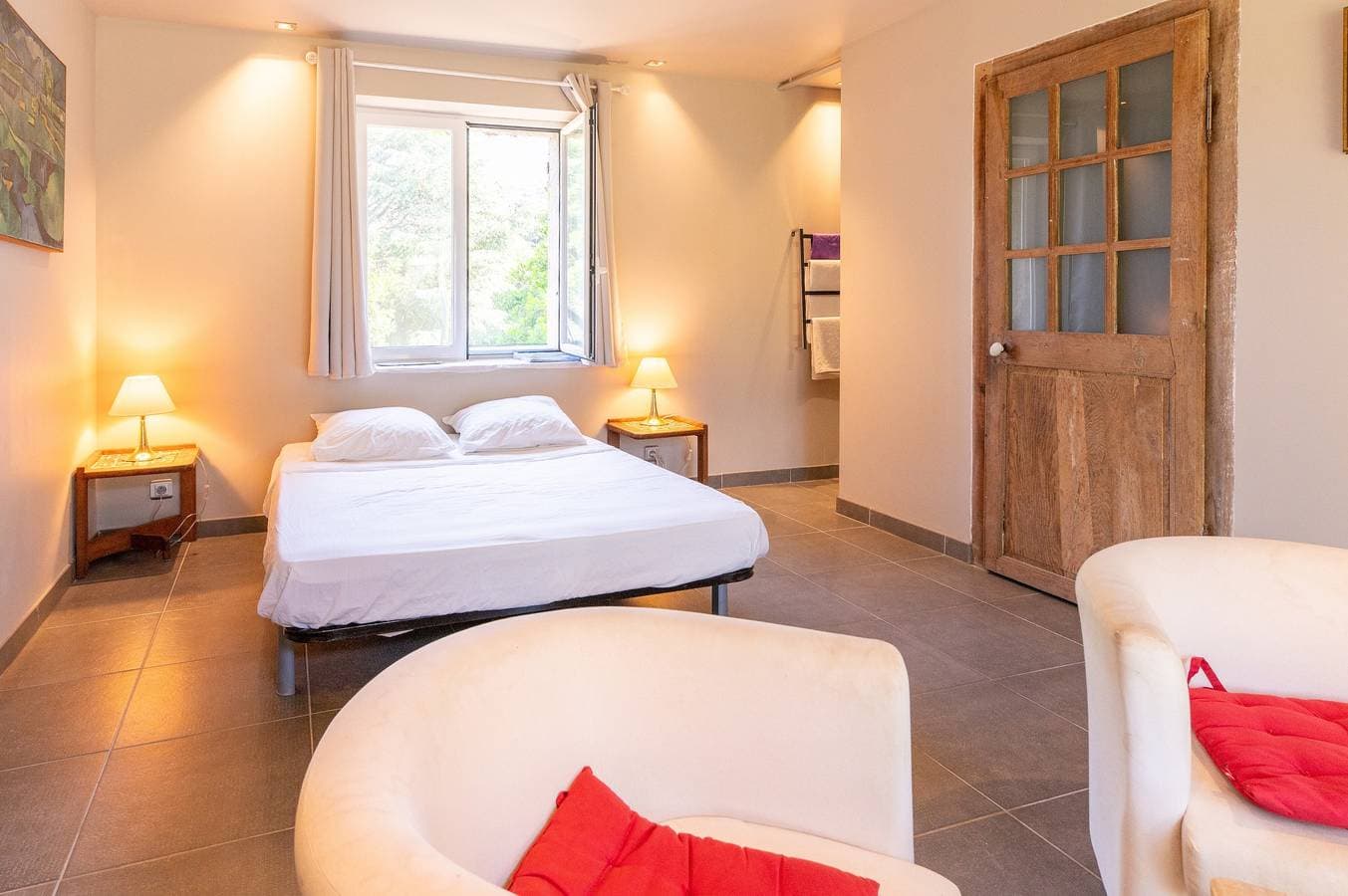 Foto 4 von 26: Studio „Le - Ancienne Cave“ mit Bergblick und WLAN