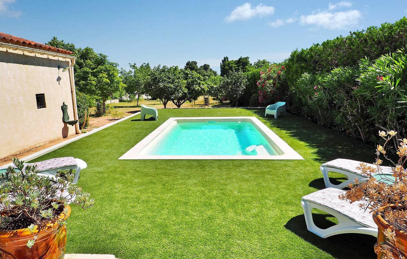 Foto 4 von 35: Gemütliche Wohnung mit Pool, Parkplatz & WiFi, in der Nähe von Paradou