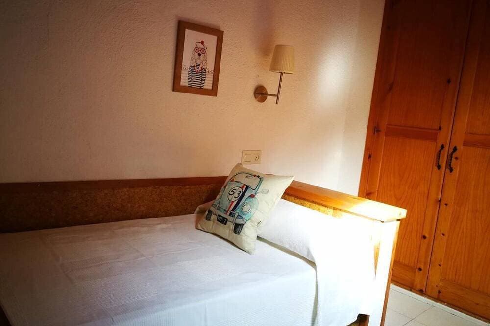 Foto 3 von 29: Bellver VII - Drei Schlafzimmer Wohnung, Schläft 5