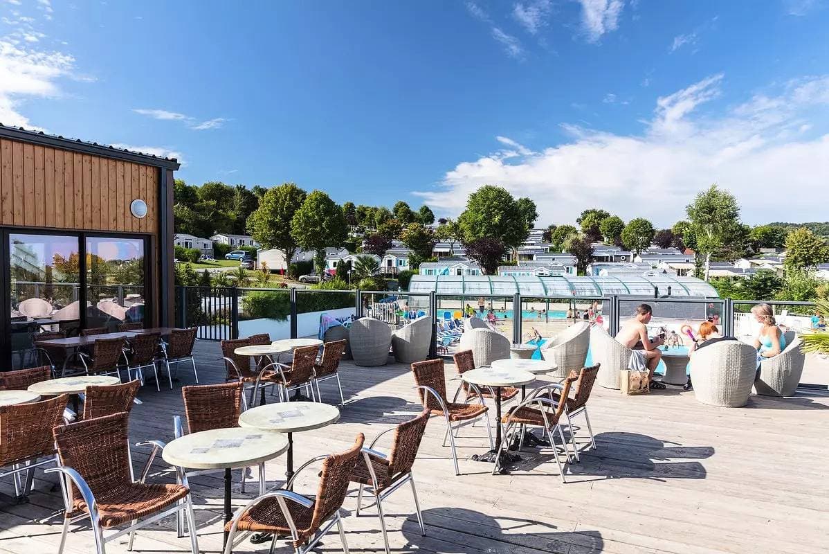 Foto 4 von 34: Mobilheim | Comfort | 2 Zi. | 4 pers. | Kleine Terrasse | A/C