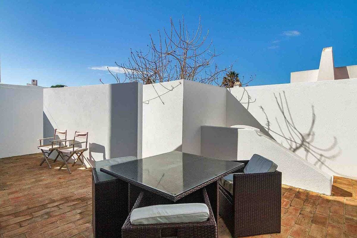Foto 13 von 22: Ferienhaus für 8 Personen mit Garten