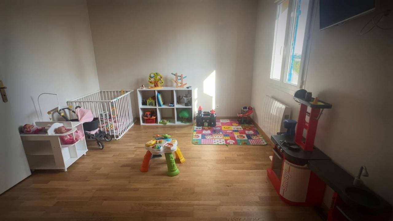 Foto 6 von 12: Three-Bedroom House
