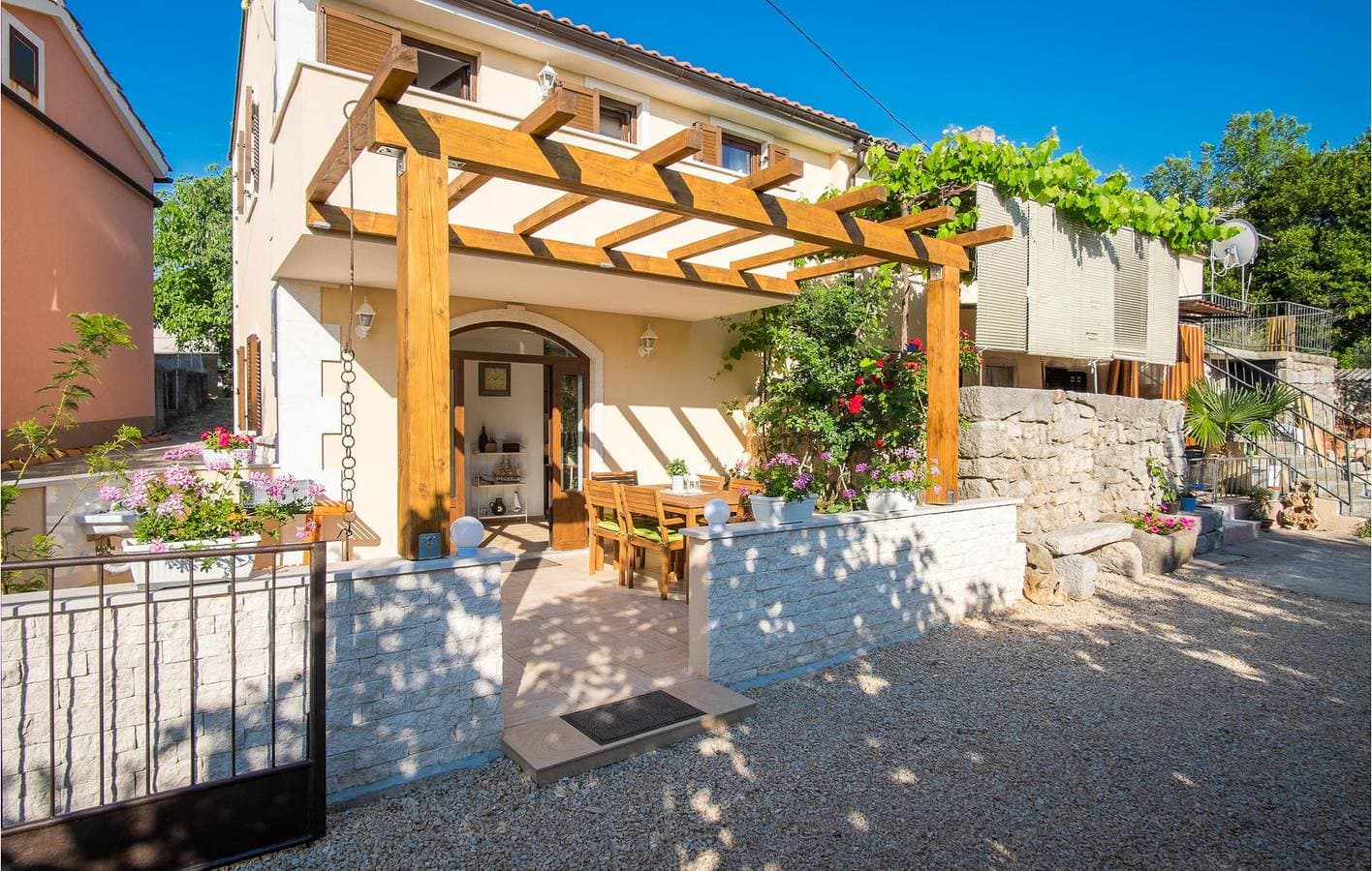 Charmante 2-Zimmer-Wohnung mit Pool, Terrasse und in der Nähe des FKK-Strandes 1