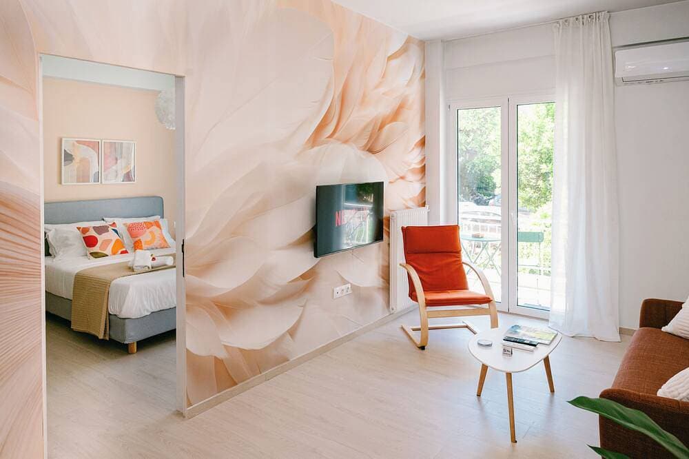 Spacious 2-bedroom apartment with AC in Nea Smirni 1