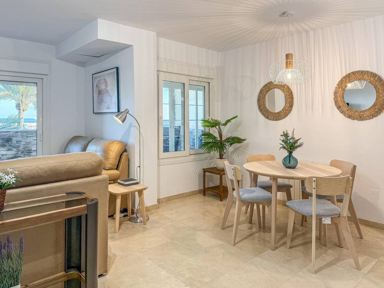 Foto 8 von 25: Duplex mit Meerblick und Pools in Estepona