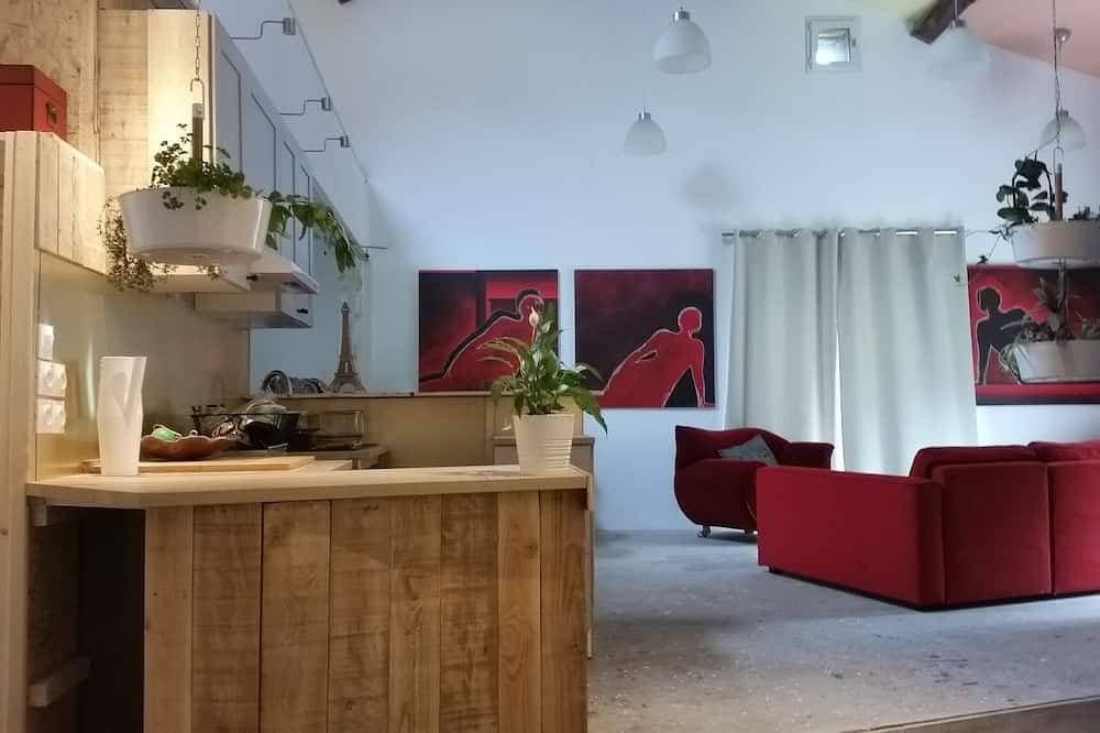 Foto 3 von 30: Hervorragendes Künstlerstudio-Loft in einer ruhigen alten Mühle auf dem Monts du Lyonnais