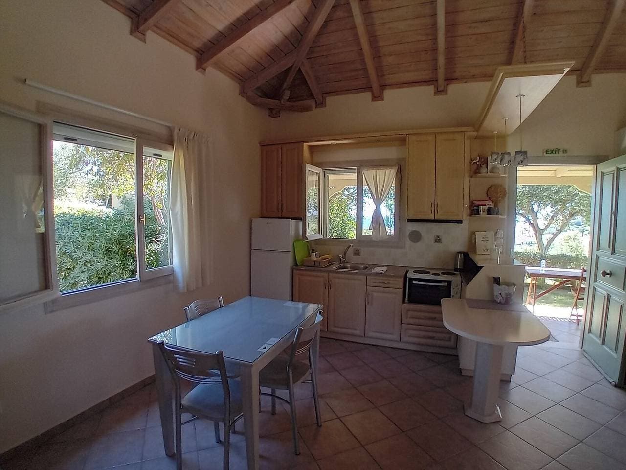 Foto 13 von 29: Ferienhaus 'No 4 Holiday Home' mit Meerblick, WLAN und Klimaanlage