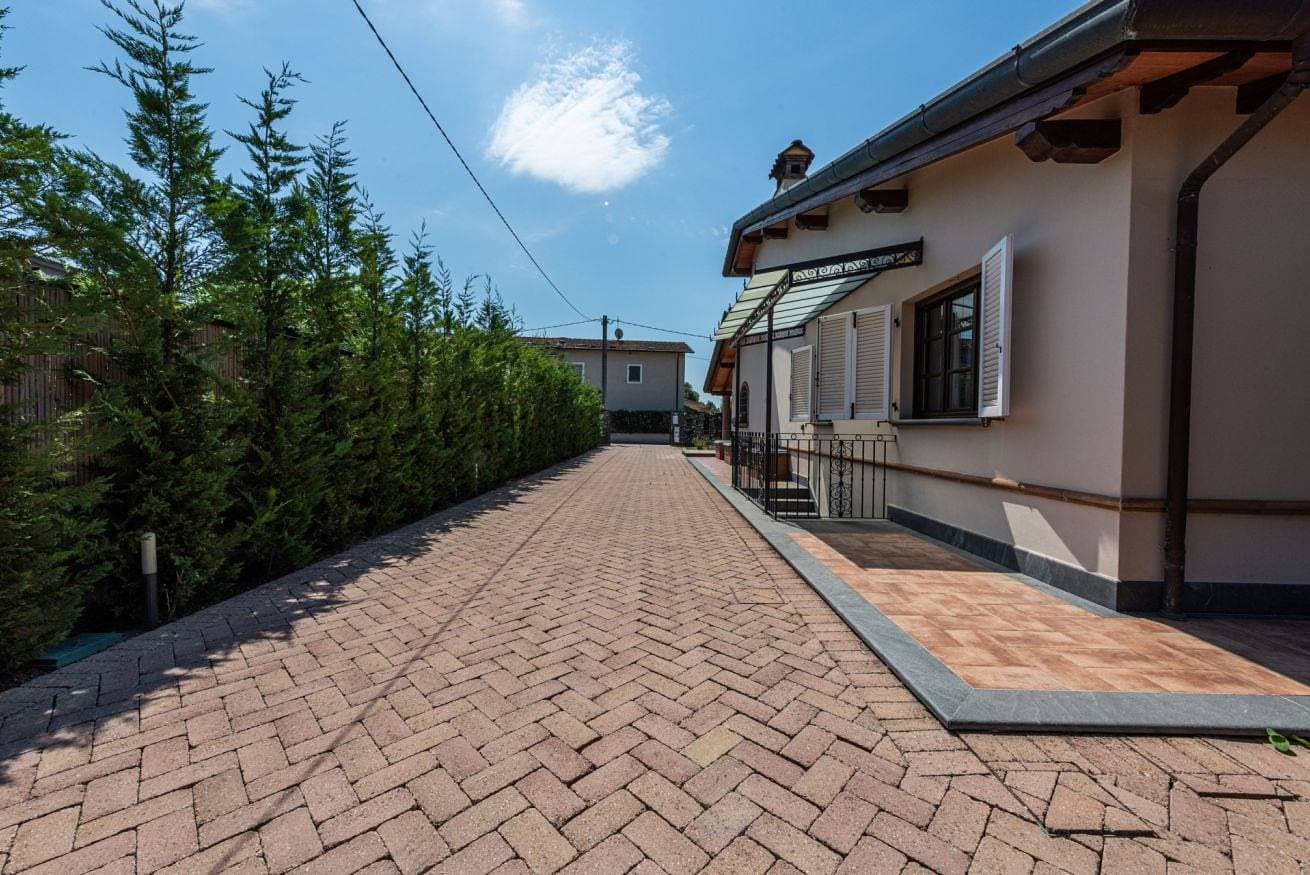Foto 13 von 40: Villa für 10 Personen mit Garten