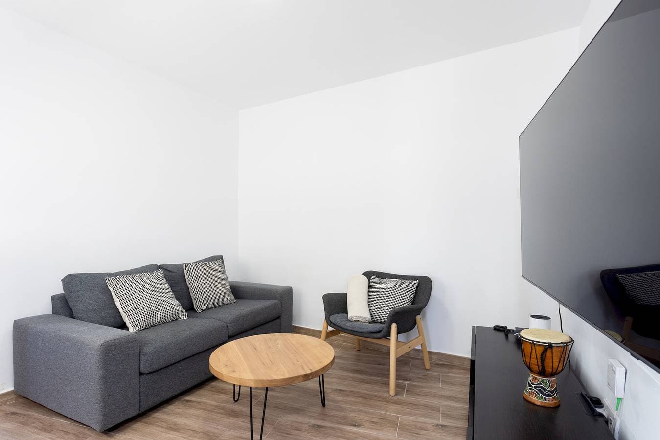 Foto 6 von 40: Villa für 6 Personen mit Terrasse