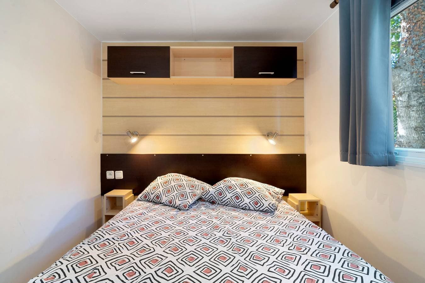 Foto 8 von 24: Mobilheim „Des Autruches“ mit privater Terrasse, WLAN und Klimaanlage