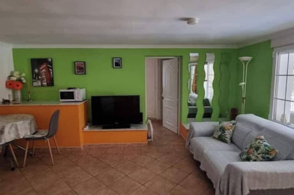 Foto 4 von 22: Oase am Montgo, gemütliche Wohnung mit grosser gedeckter Terrasse