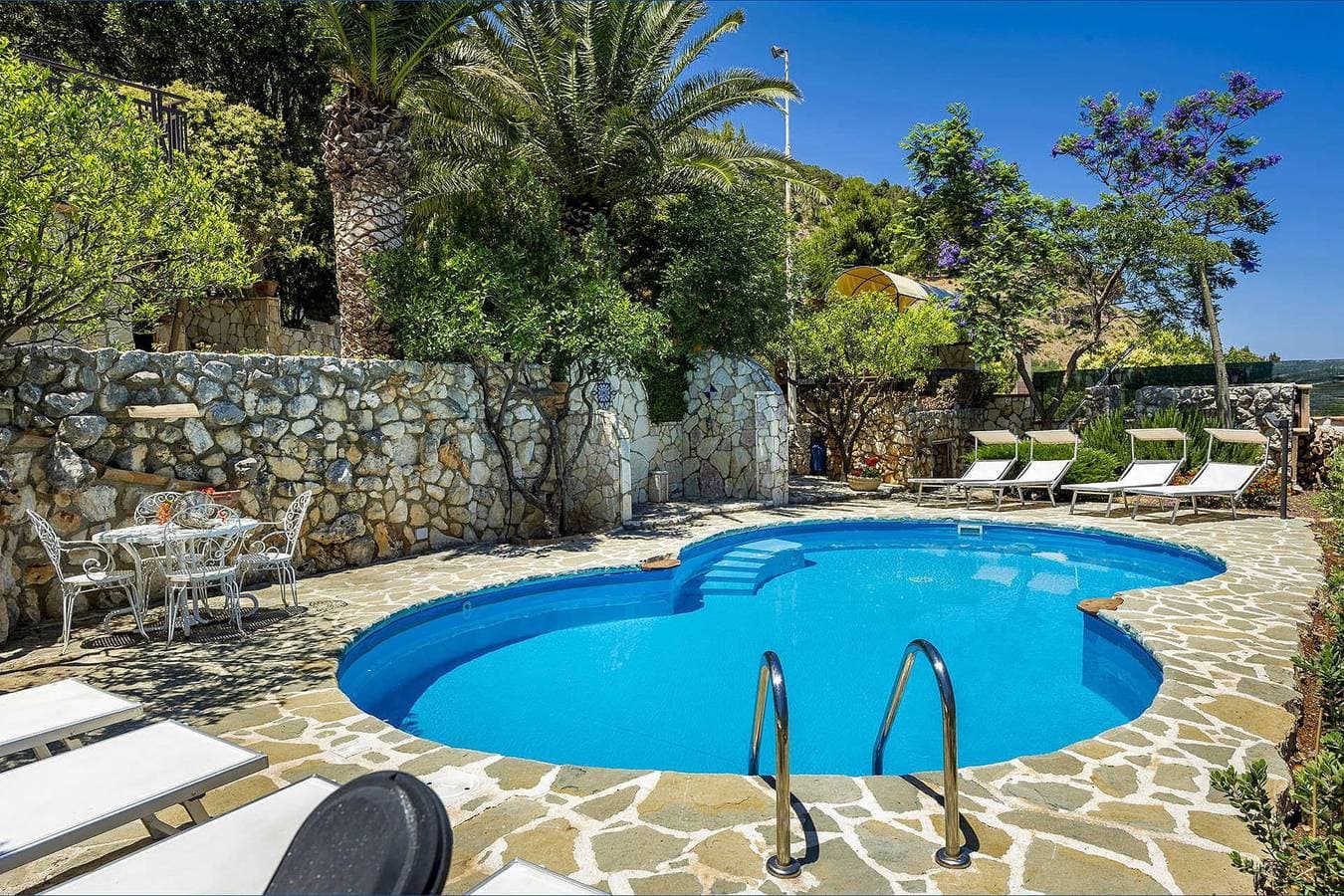 Foto 2 von 43: Villa für 7 Personen mit Terrasse