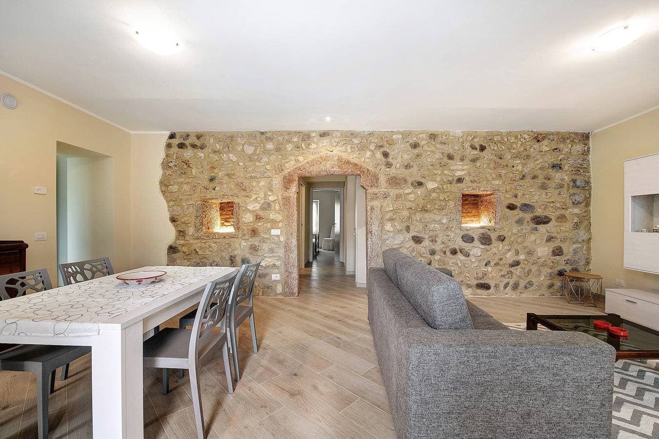 Foto 5 von 18: Ferienwohnung "Casa Vera Aurora" mit privatem Gartenblick und Wi-Fi