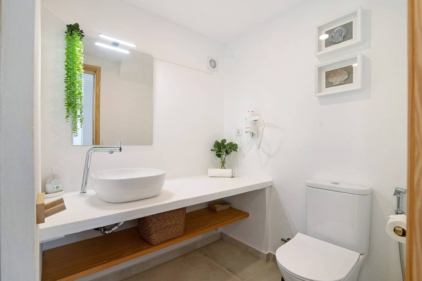Foto 13 von 21: Ferienwohnung 'Cosy Beach Loft Pedras Del Rei' mit Gemeinschaftspool, WLAN und Klimaanlage
