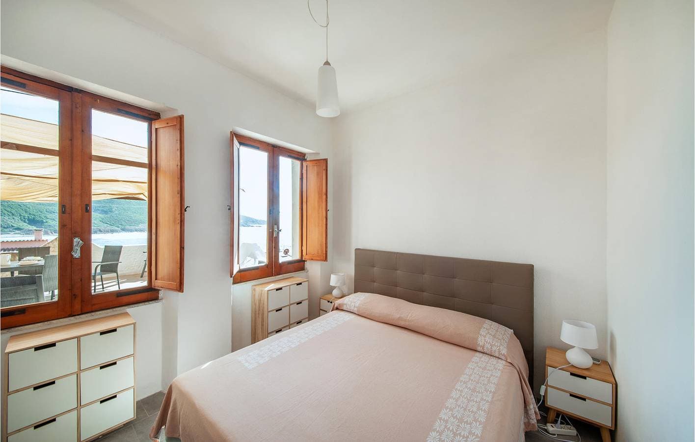 Foto 5 von 24: Gemütlicher Rückzugsort am Strand: WiFi, AC, Küche -600m zum Strand
