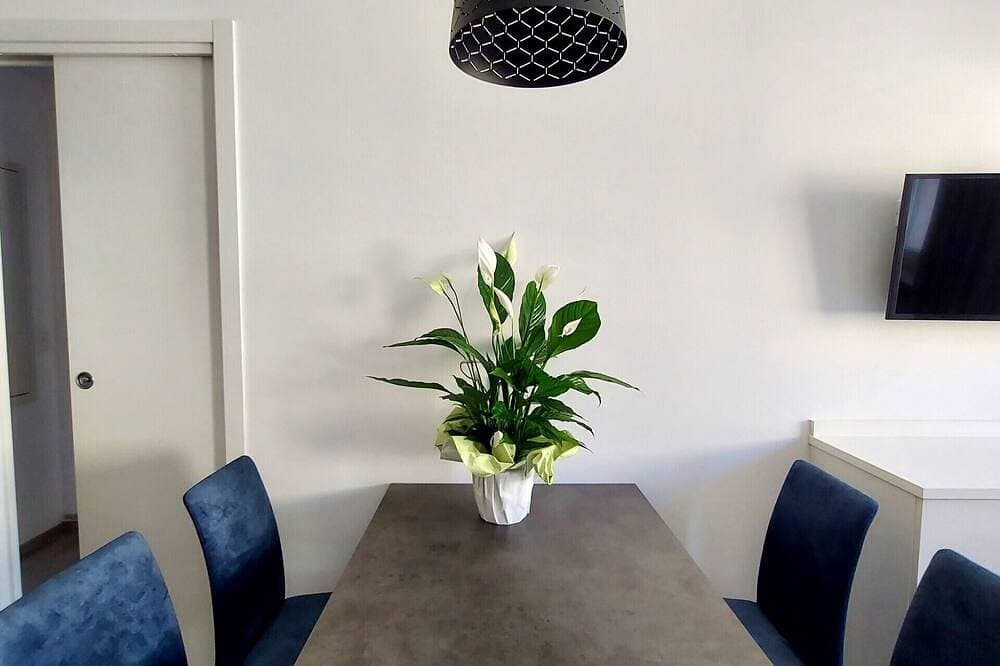 Foto 12 von 22: Regarda - Baur Suite 2 Design Wohnung in Bardolino Zentrum