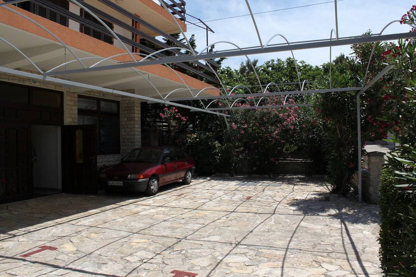 Foto 8 von 12: Zimmer am Strand Starigrad, Paklenica S-6591-a