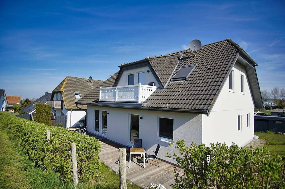 Ferienwohnung mit Terrasse in ruhiger Lage - Haus Südperd FeWo Dünenrose - Haus 1