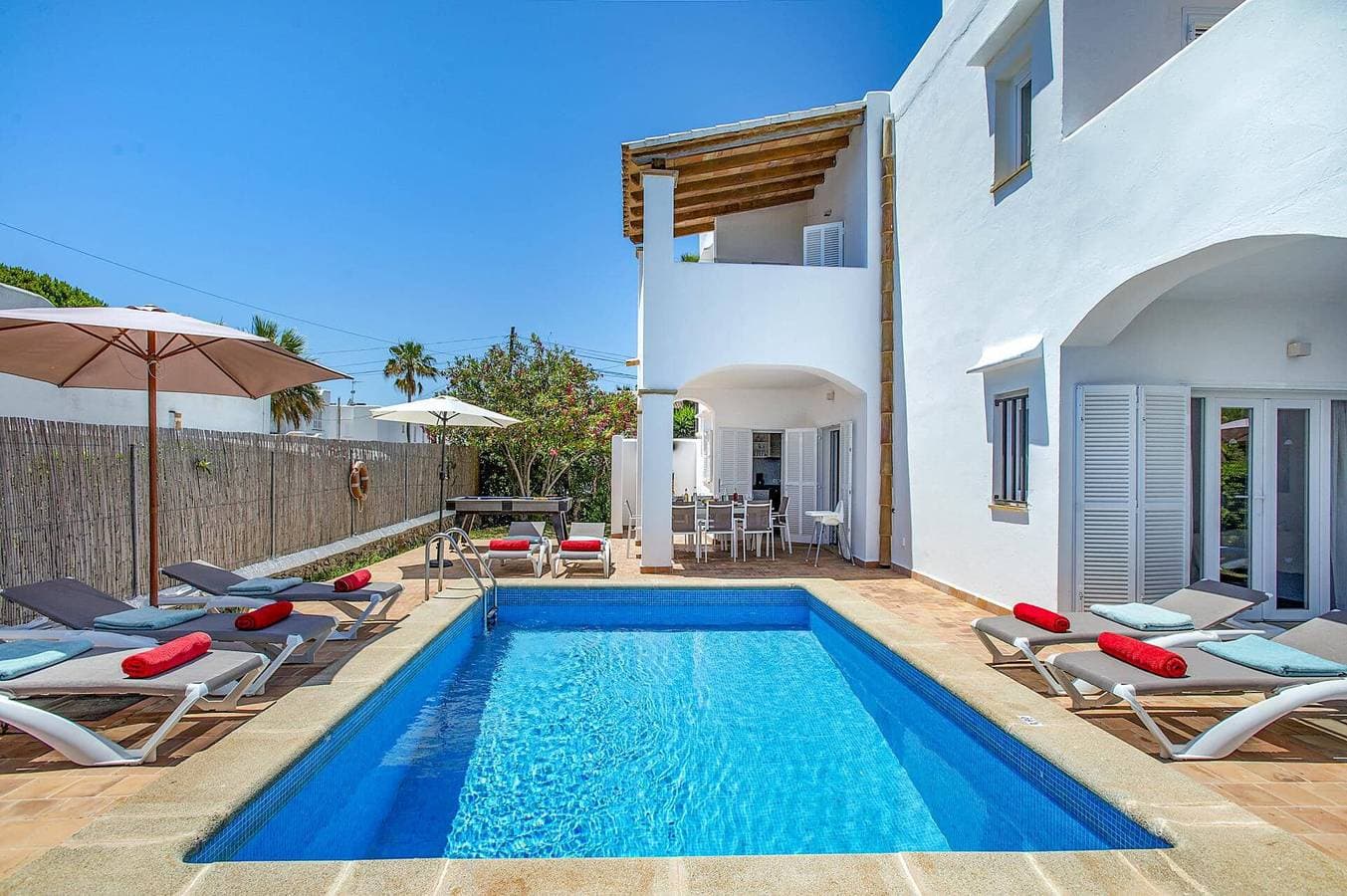 Foto 7 von 33: Villa für 8 Personen mit Garten