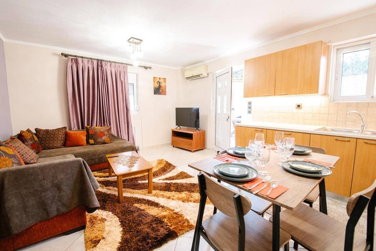 Alexandros Apartments 1