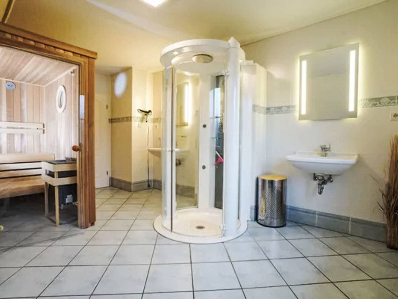 Foto 5 von 34: Villa Seeblick mit Sauna