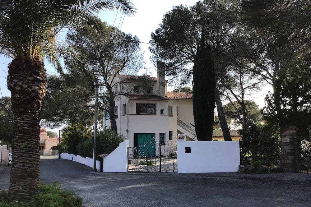 Foto 7 von 24: St Raphael Möbliertes Studio 4 * - 5 Minuten zu Fuß vom Strand entfernt - herrlicher Meerblick