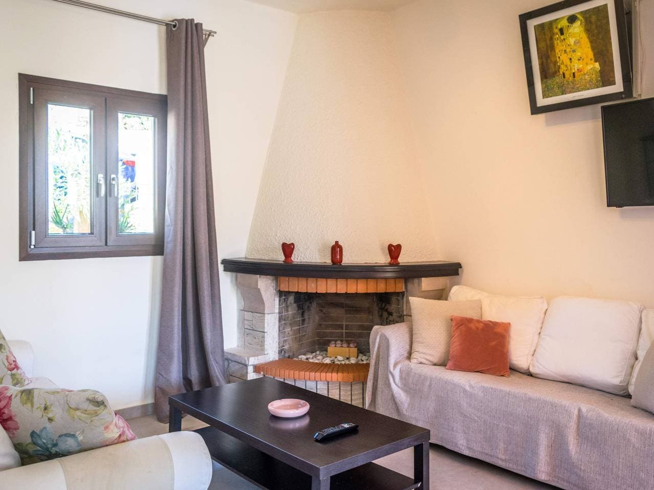 Niriides Villas_ Dafne _ 3-Schlafzimmer privater Pool 1