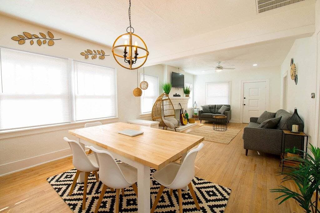 Foto 5 von 15: Sunset Heights Bungalow near Downtown and Utep