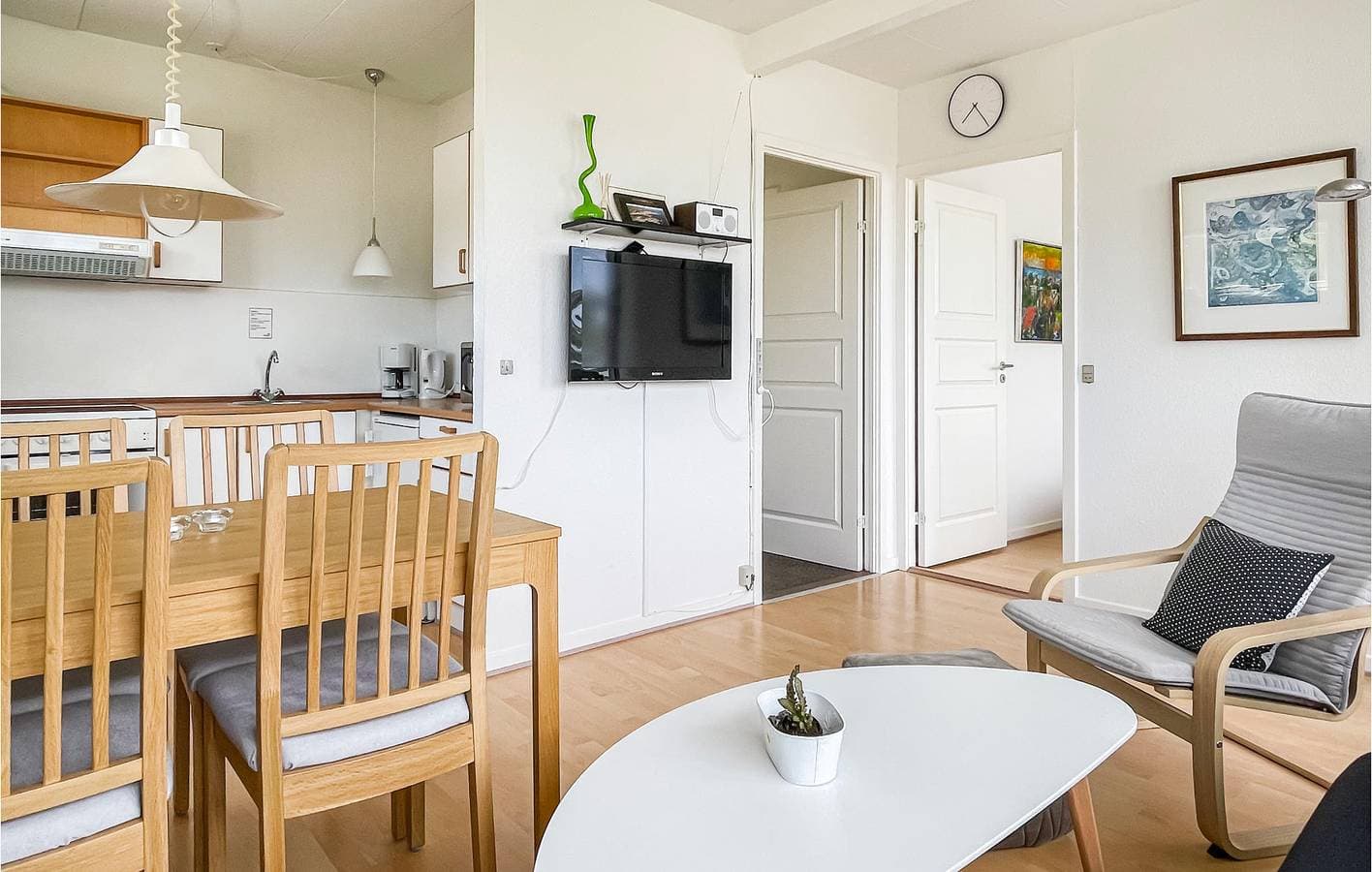 Foto 8 von 18: Ferienwohnung für 4 Personen mit Terrasse