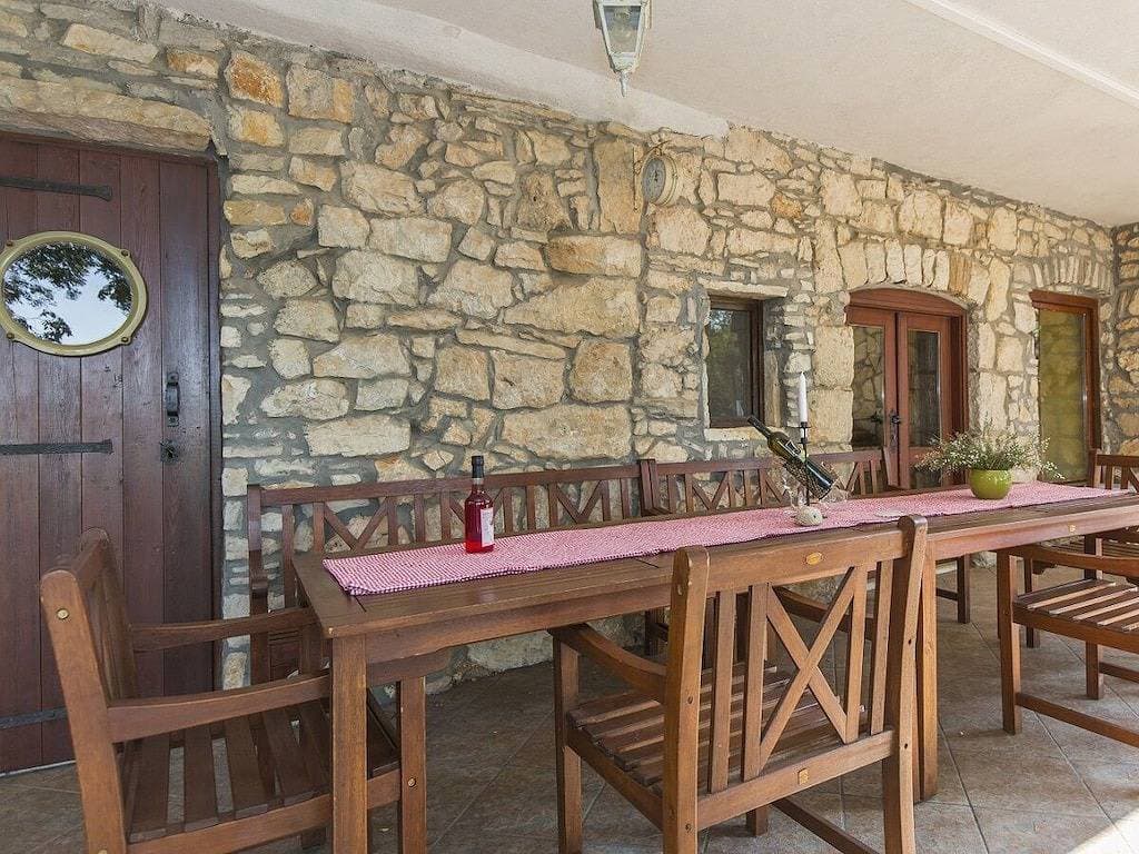 Foto 9 von 55: Ferienhaus in Labin mit Schwimmbecken