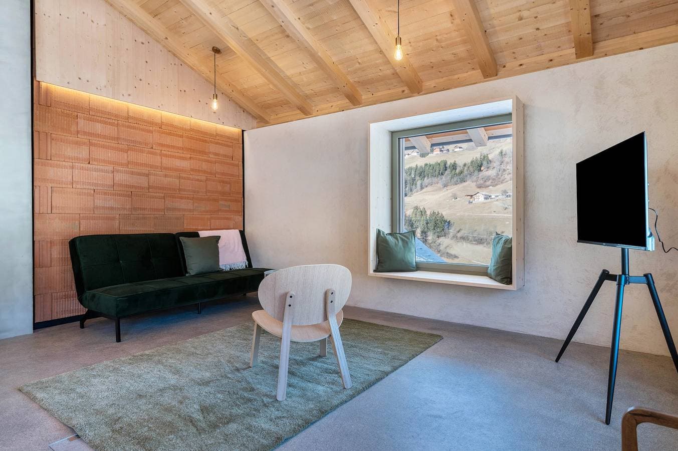 Foto 7 von 30: Ferienwohnung 'Lena Dolomites Luxury Suite' mit Bergblick, privater Terrasse und Sauna
